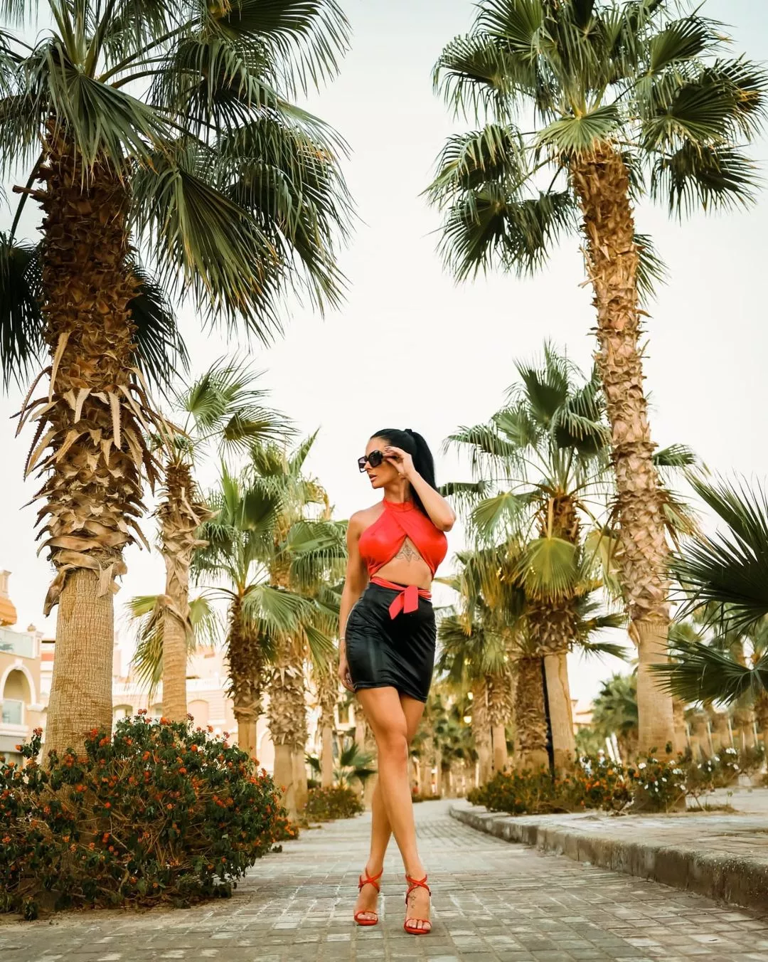 Uwagę zwraca jej zjawiskowy tatuaż! Zjawiskowa artystka disco polo odważnie pokazała swoje zgrabne ciało! 
